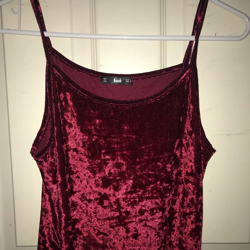 SHEIN red velvet asymmetrical dress - Picture 2 of 7